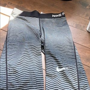 Nike chevron leggings